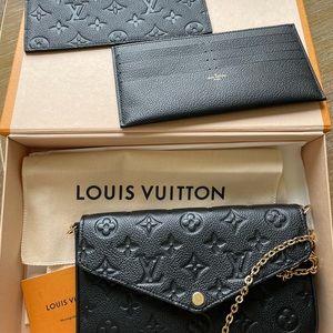 FÉLICIE POCHETTE used 2 times